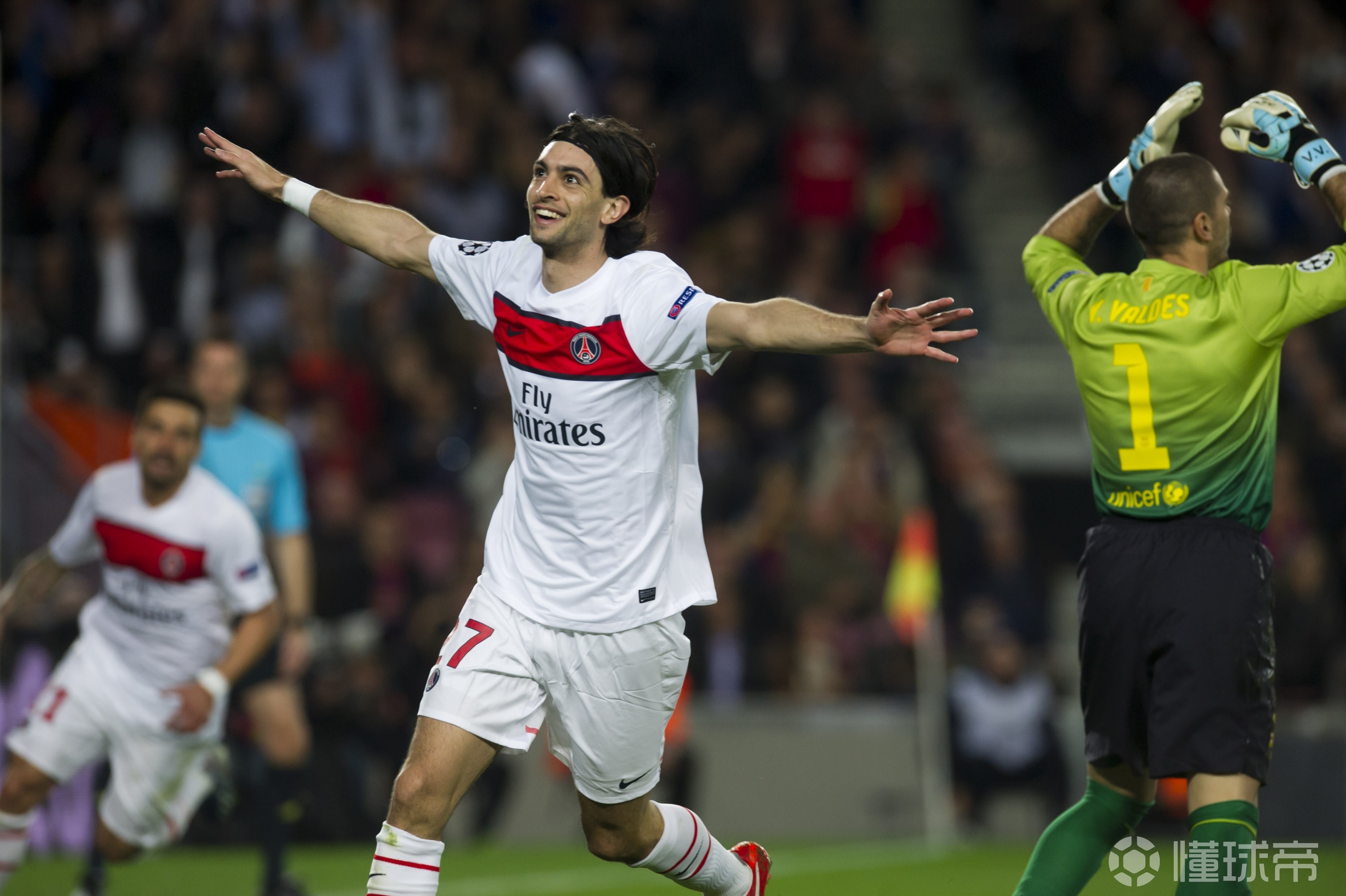 爱游戏娱乐-皇家马德里前途光明！，内马尔新星比赛局势复杂表现突出热度持续攀升(皇家马德里签内马尔)