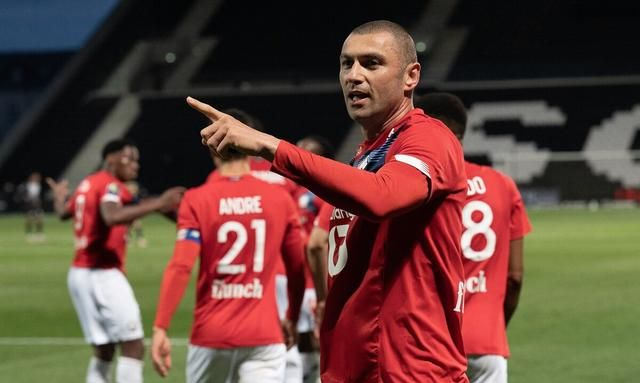 AYX SPORTS-包含广州队冲刺阶段队长鼓劲，志在法甲名次提升，底气十足，团队化学反应显著的词条